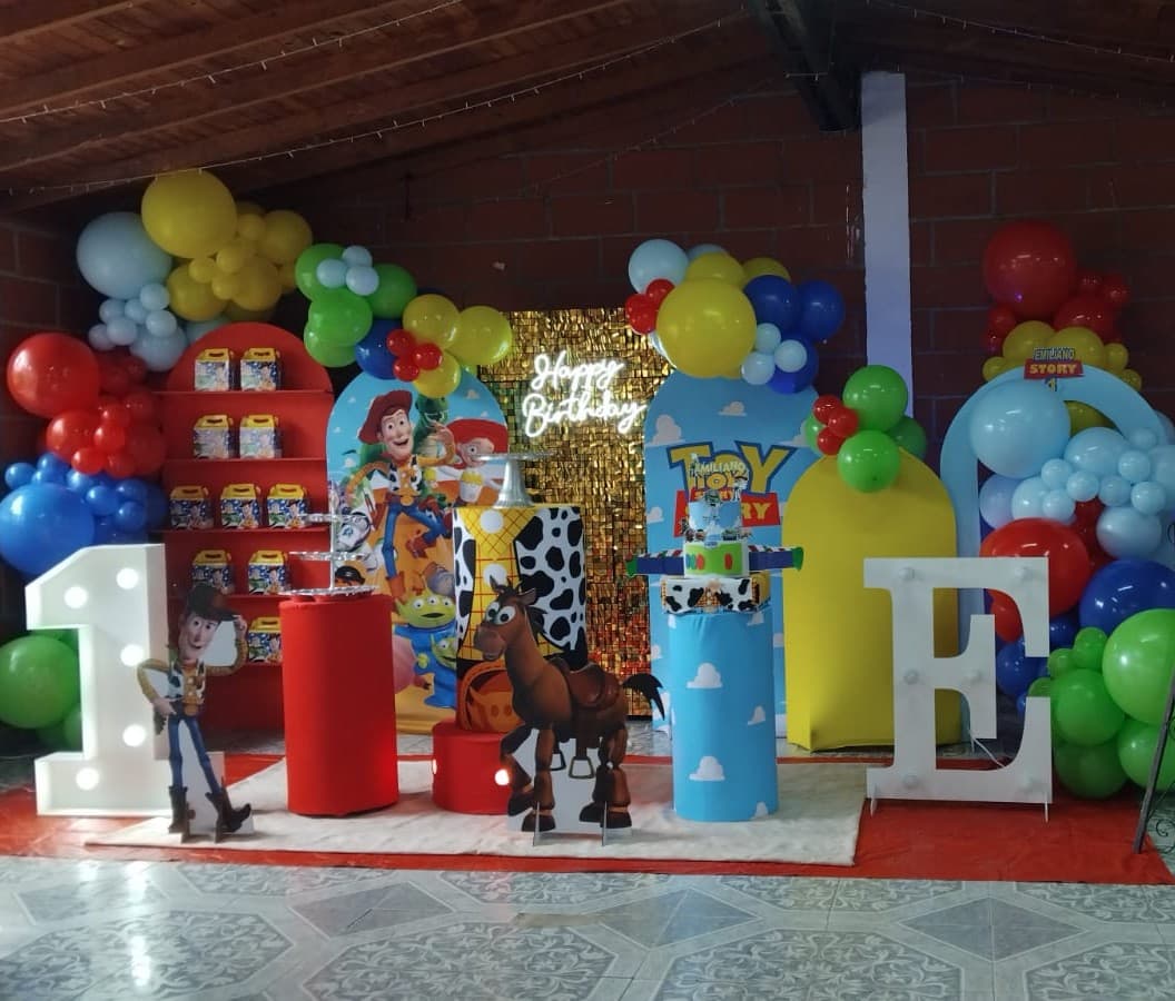 Toy Story Adventure Premium - Medellín en Medellín - Creaciones Vane